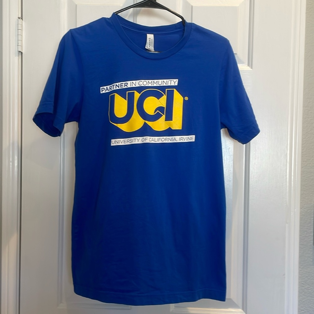 UCI “Partner In Community” (UC Irvine) T-shirt by Canvas in Unisex Adult Medium